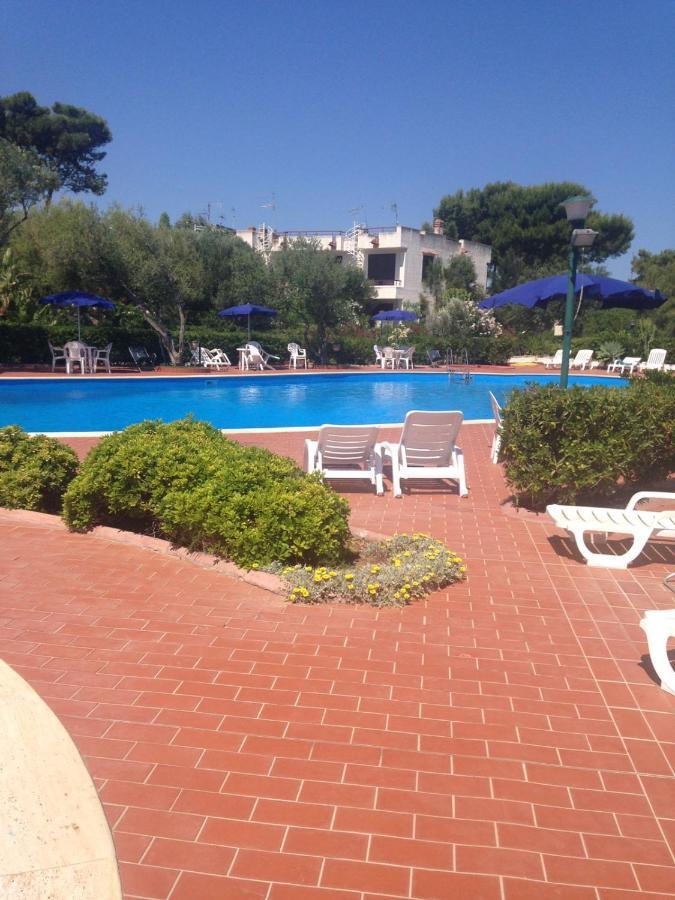 Residence Calarossa Терразини Номер фото